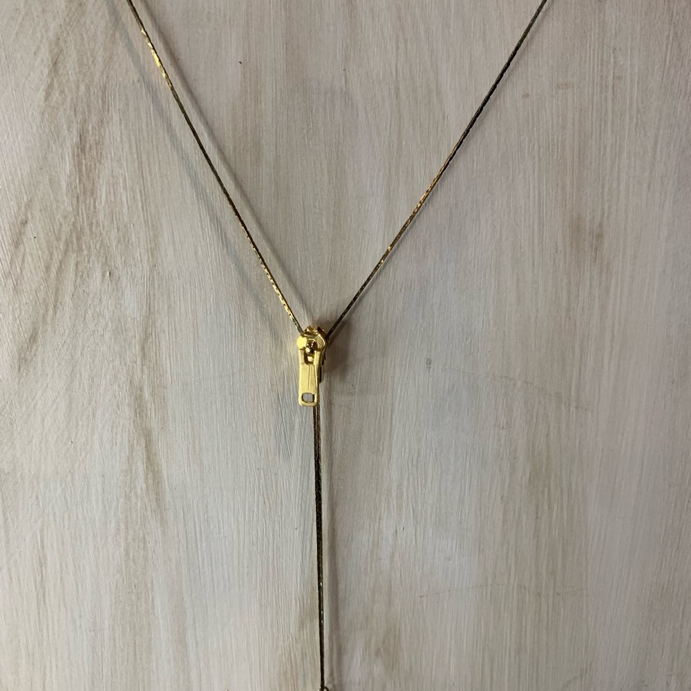 Elegant Gold Necklace